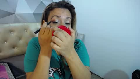 milf_hugeboobs online show from November 30, 2025, 10:52 am