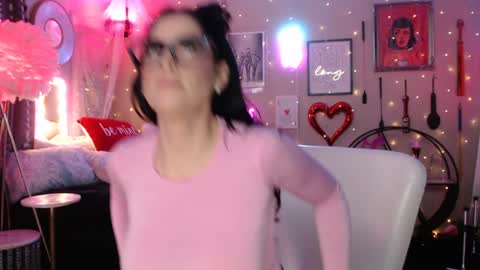 Snapshot of milf_lacey chatting on January 15, 2025, 8:48 pm Milf Lacey online show from January 15, 2025, 8:48 pm