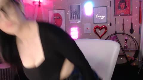 Snapshot of milf_lacey chatting on February 16, 2025, 3:58 am Milf Lacey online show from February 16, 2025, 3:58 am
