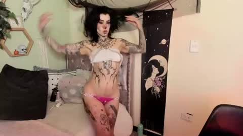 Isabella online show from July 1, 2026, 1:13 pm