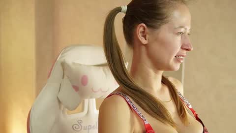 Snapshot of milfcruze chatting on October 14, 2025, 1:50 am milfcruze online show from October 14, 2025, 1:50 am
