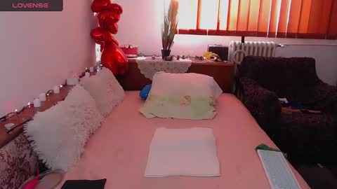 Snapshot of milfdolores chatting on January 29, 2025, 9:33 am milfdolores online show from January 29, 2025, 9:33 am