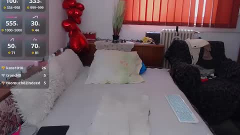 Snapshot of milfdolores chatting on February 27, 2025, 8:50 am milfdolores online show from February 27, 2025, 8:50 am