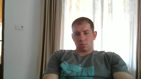 Snapshot of milfhunter195 chatting on April 1, 2026, 8:37 am milfhunter195 online show from April 1, 2026, 8:37 am