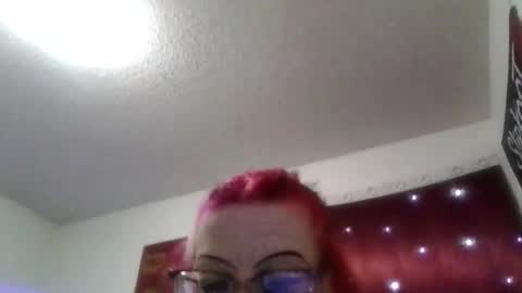 milfmadeslut online show from April 20, 2026, 9:27 pm