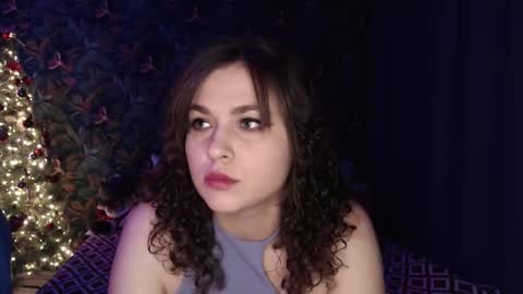 Stella and Neo online show from January 9, 2026, 9:16 pm