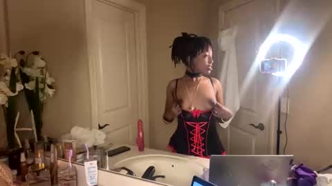 milkmarie online show from November 23, 2025, 9:47 pm