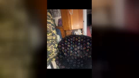 milkmarie online show from December 4, 2025, 3:43 pm