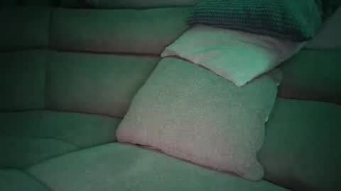 milkmyhardcock69 online show from September 26, 2025, 11:47 am