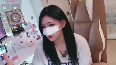 milksola online show from May 2, 2026, 3:44 am