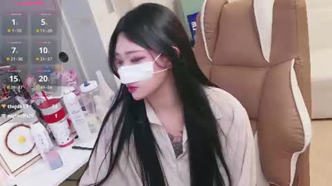 Snapshot of milksola chatting on July 3, 2026, 11:16 am milksola online show from July 3, 2026, 11:16 am