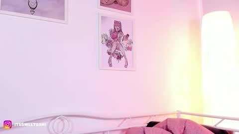 milky_0 online show from December 21, 2025, 7:10 pm