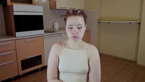 milky_basement online show from October 12, 2025, 10:03 am