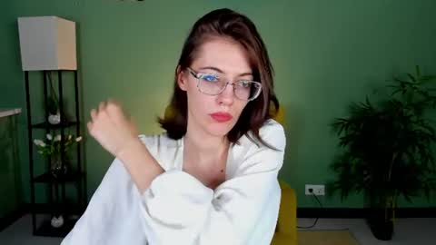 Eva online show from June 21, 2026, 1:03 pm