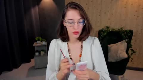 Eva online show from July 31, 2026, 5:07 am
