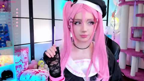 milky cute online show from April 28, 2026, 7:41 pm