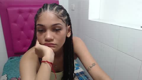 milkyway_18 online show from February 22, 2025, 12:19 pm