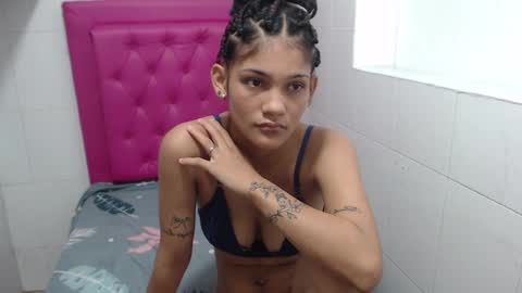 milkyway_18 online show from March 7, 2025, 1:07 pm