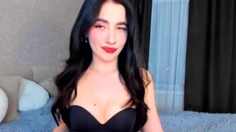 milla moore online show from October 23, 2025, 6:06 pm