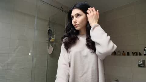 milla bella online show from January 8, 2026, 8:55 pm