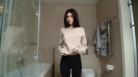 milla bella online show from January 31, 2026, 8:51 pm