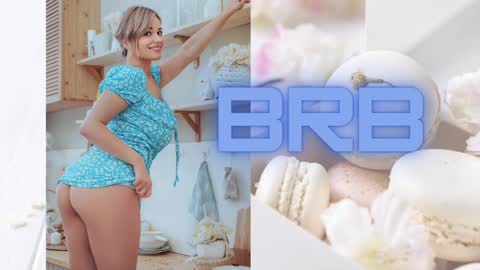 Mila online show from December 28, 2024, 9:19 pm