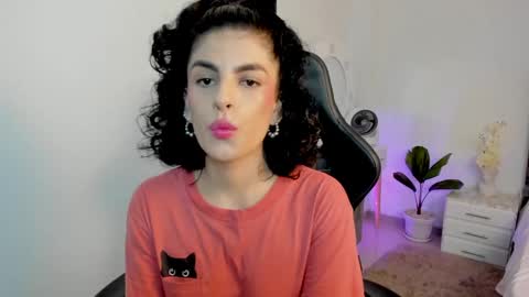 Milagros online show from December 4, 2024, 7:06 am