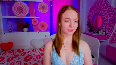 Milana online show from April 9, 2026, 9:04 am
