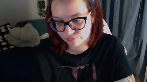 Milla online show from November 27, 2025, 9:50 pm