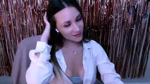 Snapshot of millasamsd chatting on July 7, 2026, 11:25 am Milla online show from July 7, 2026, 11:25 am