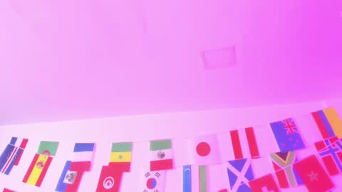 miller_silvana online show from July 4, 2026, 12:22 pm