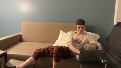 SlimnHungOH online show from December 16, 2024, 11:55 am