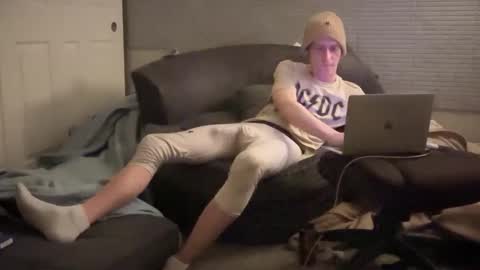 SlimnHungOH online show from January 30, 2025, 1:33 am