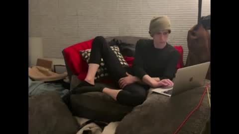 SlimnHungOH online show from February 16, 2025, 4:42 pm