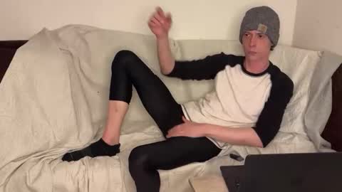 SlimnHungOH online show from November 27, 2025, 9:39 pm