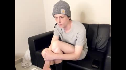 Snapshot of millerjdm chatting on May 22, 2026, 10:37 pm SlimnHungOH online show from May 22, 2026, 10:37 pm