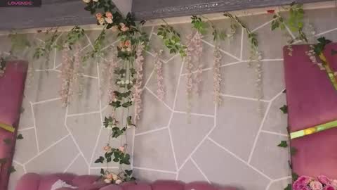 milleyjones_ online show from November 24, 2025, 12:49 pm