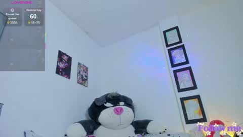        online show from April 17, 2026, 7:39 pm