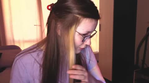 Millie online show from April 2, 2026, 5:05 am