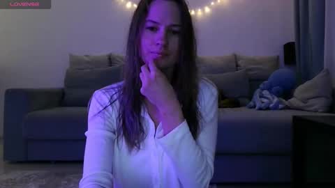Snapshot of milly_browski chatting on October 14, 2025, 3:35 pm milly_browski online show from October 14, 2025, 3:35 pm