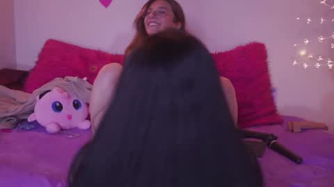 MILLY online show from February 14, 2025, 12:19 am