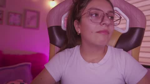 Snapshot of milly_kenner chatting on May 15, 2026, 8:27 pm MILLY online show from May 15, 2026, 8:27 pm