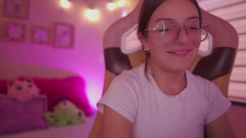 Snapshot of milly_kenner chatting on June 5, 2026, 8:47 pm MILLY online show from June 5, 2026, 8:47 pm