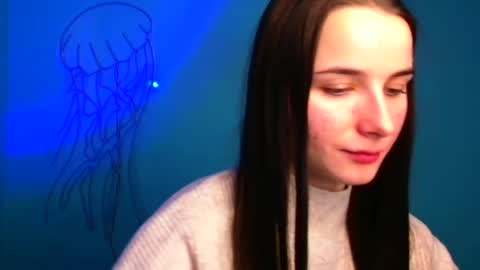 Snapshot of milly_liss chatting on January 6, 2025, 12:35 pm Milly online show from January 6, 2025, 12:35 pm