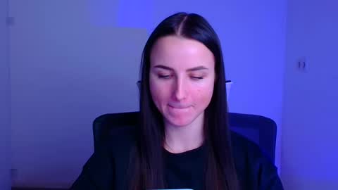 Snapshot of milly_liss chatting on February 12, 2025, 12:12 pm Milly online show from February 12, 2025, 12:12 pm