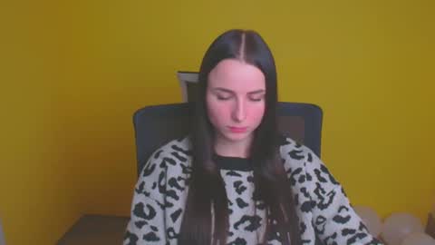 Snapshot of milly_liss chatting on February 24, 2025, 3:31 pm Milly online show from February 24, 2025, 3:31 pm