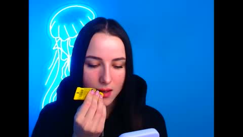 Snapshot of milly_liss chatting on March 5, 2025, 6:44 am Milly online show from March 5, 2025, 6:44 am