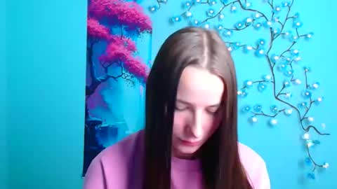 Milly online show from November 14, 2025, 4:55 am