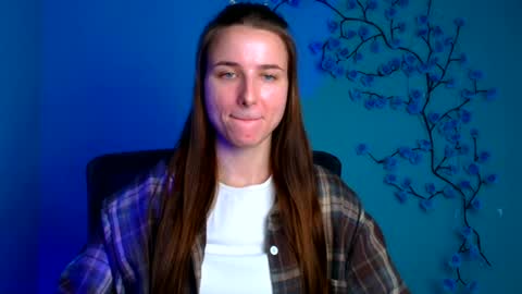 Snapshot of milly_liss chatting on July 8, 2026, 5:34 am Milly online show from July 8, 2026, 5:34 am