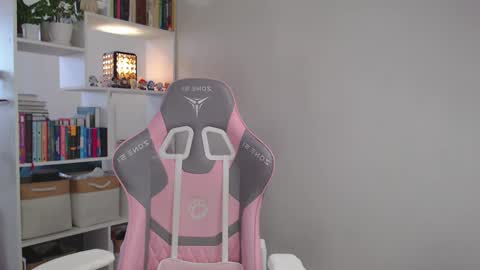 Milly online show from December 9, 2024, 7:28 am